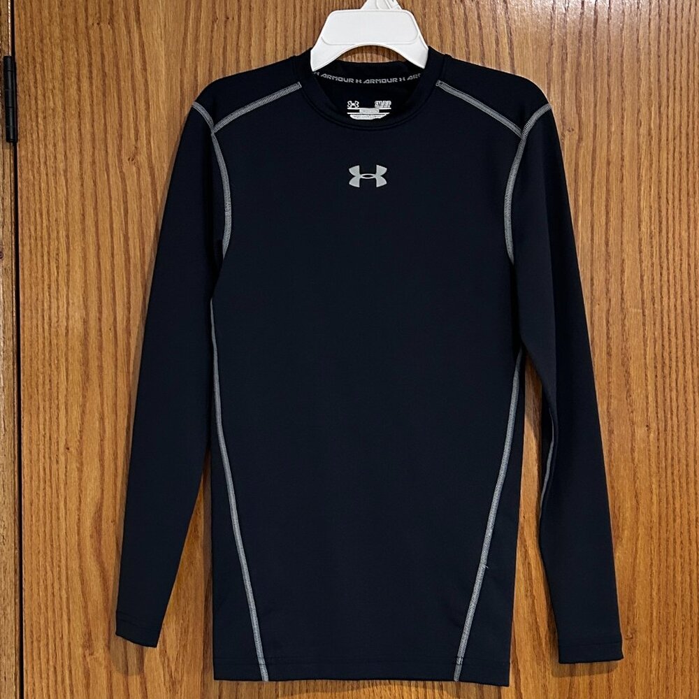 Under Armour Compression Cold Gear, black long sleeve shirt